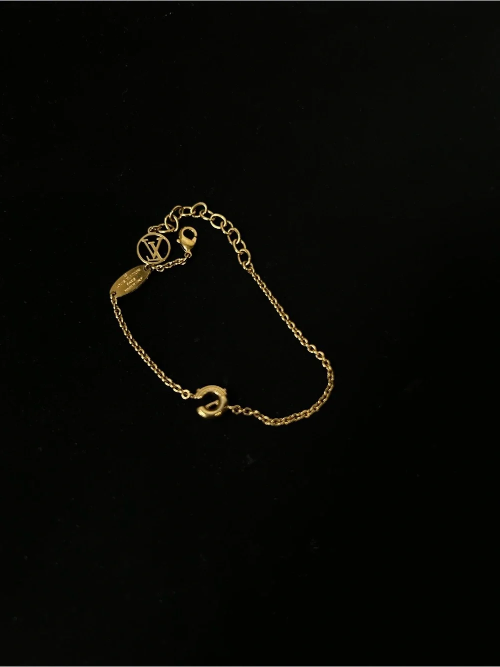 LV letter e bracelet